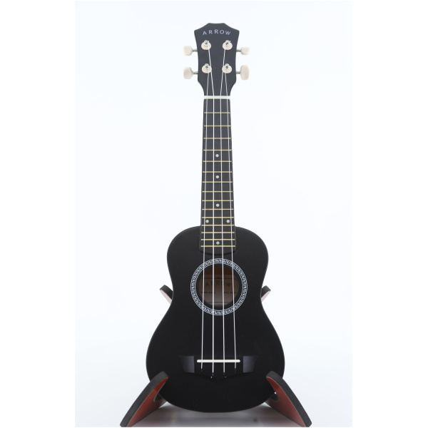 Ukulele sopranowe z zestawem akcesoriów Arrow PB10 BK Soprano Black *SET*