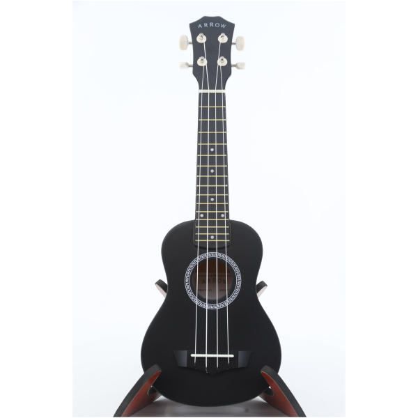 Ukulele sopranowe z zestawem akcesoriów Arrow PB10 BK Soprano Black *SET*