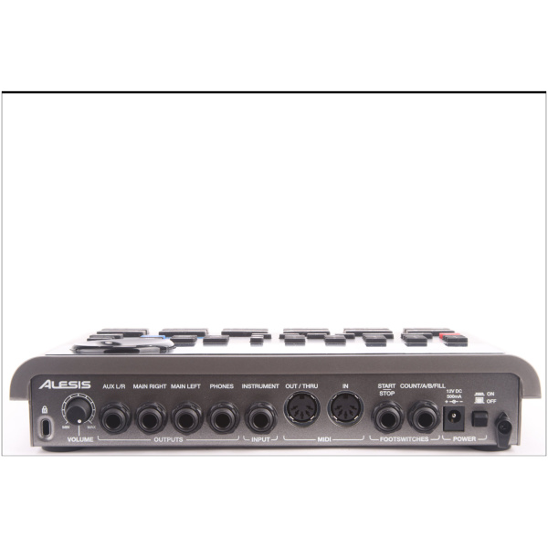 ALESIS SR-18 automat perkusyjny - obrazek 4