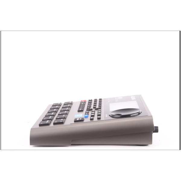 ALESIS SR-18 automat perkusyjny - obrazek 3